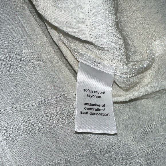 Maurice’s Crochet Trim Button Down Blouse SZ Small - Picture 7 of 8